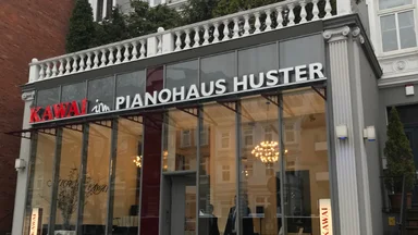  Kawai im Pianohaus Huster