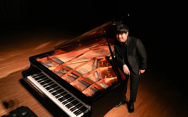 Jeonghwan Kim
