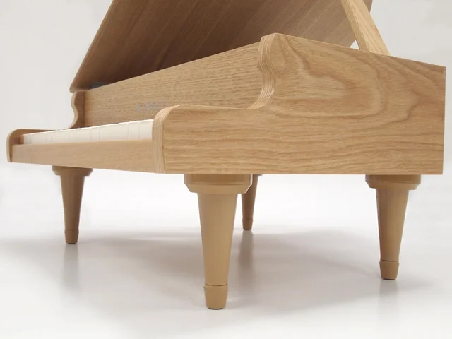 Desain Grand Piano Otentik